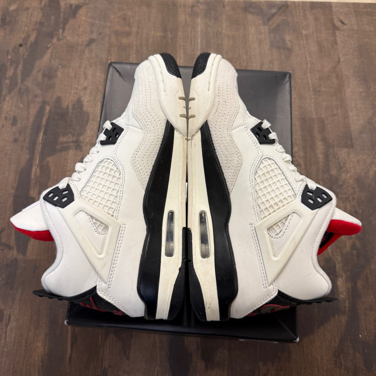 Jordan 4 Retro Flight Club (GS) - Image 4