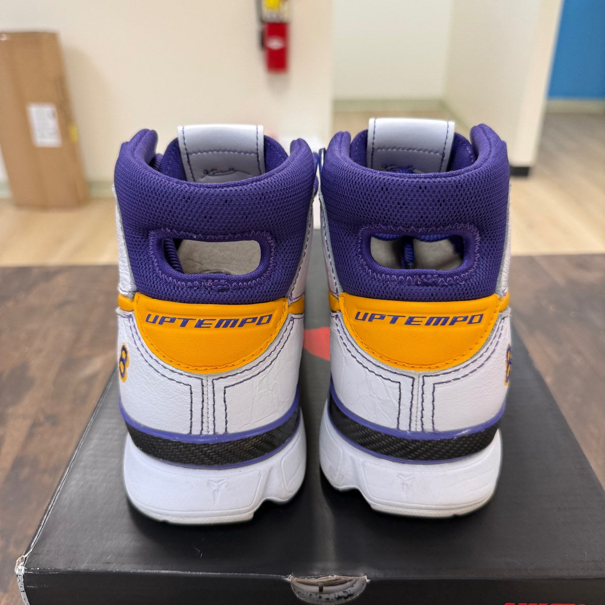 Nike Kobe 1 Protro Think 16 Close Out Size 10 (Pre-Owned) - Image 3