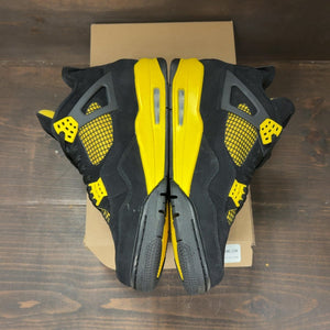 Jordan 4 Retro Thunder (2023) Size 12 (Pre-Owned) - aux