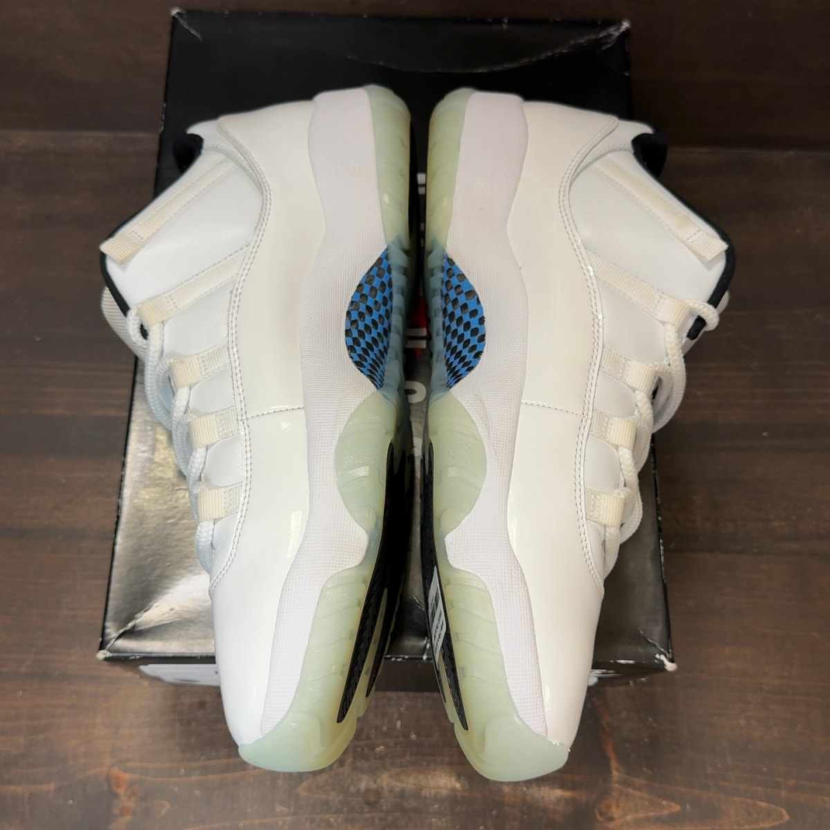 Jordan 11 Retro Low Legend Blue - Image 4