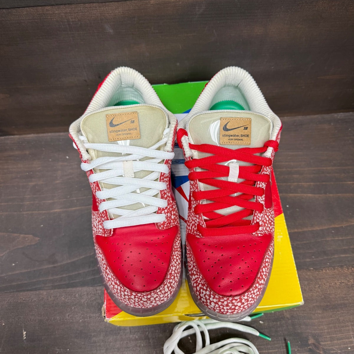 Nike SB Dunk Low Stingwater Magic Mushroom - Image 2