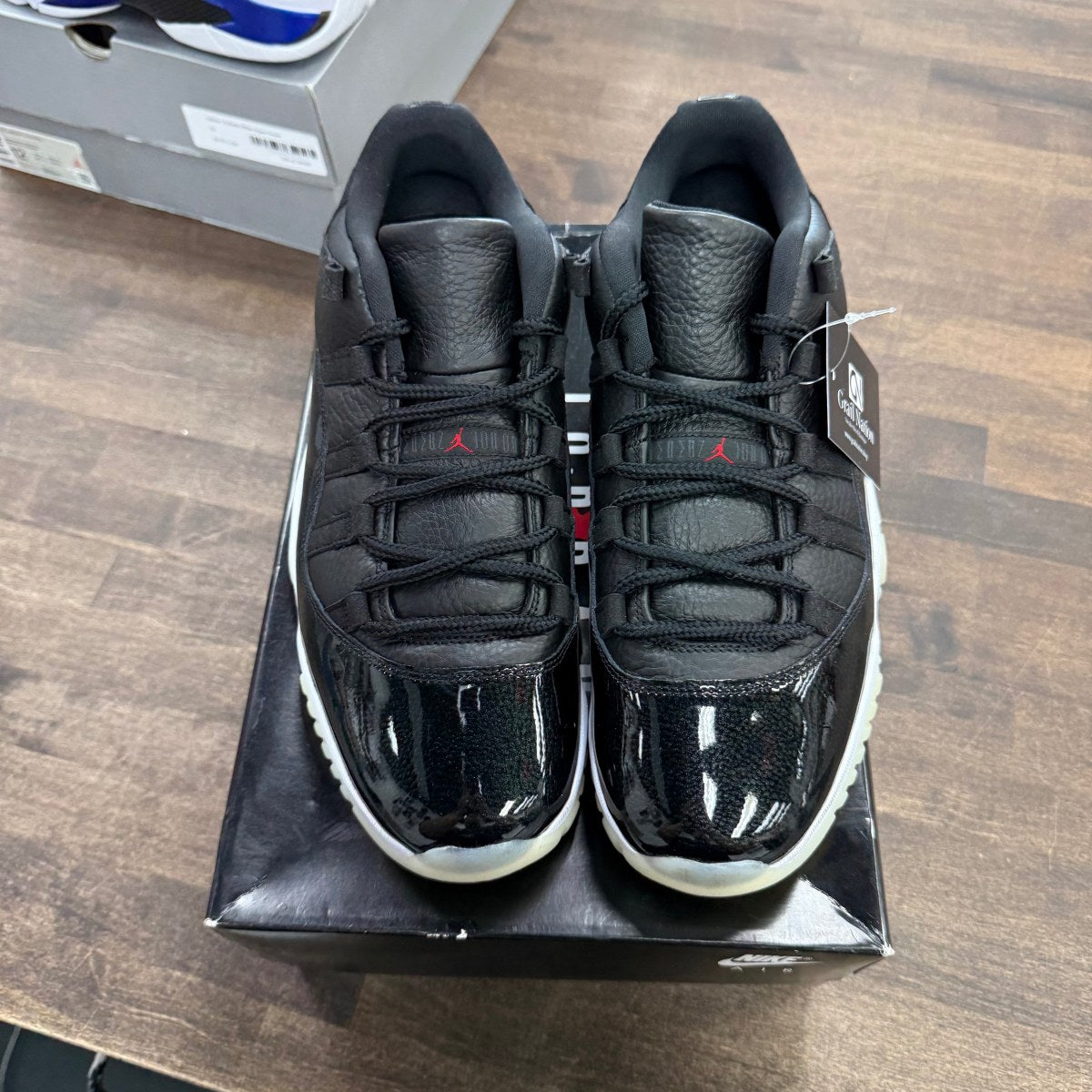 Jordan 11 Retro Low 72-10 Size 11.5 (Pre-Owned) - Image 2