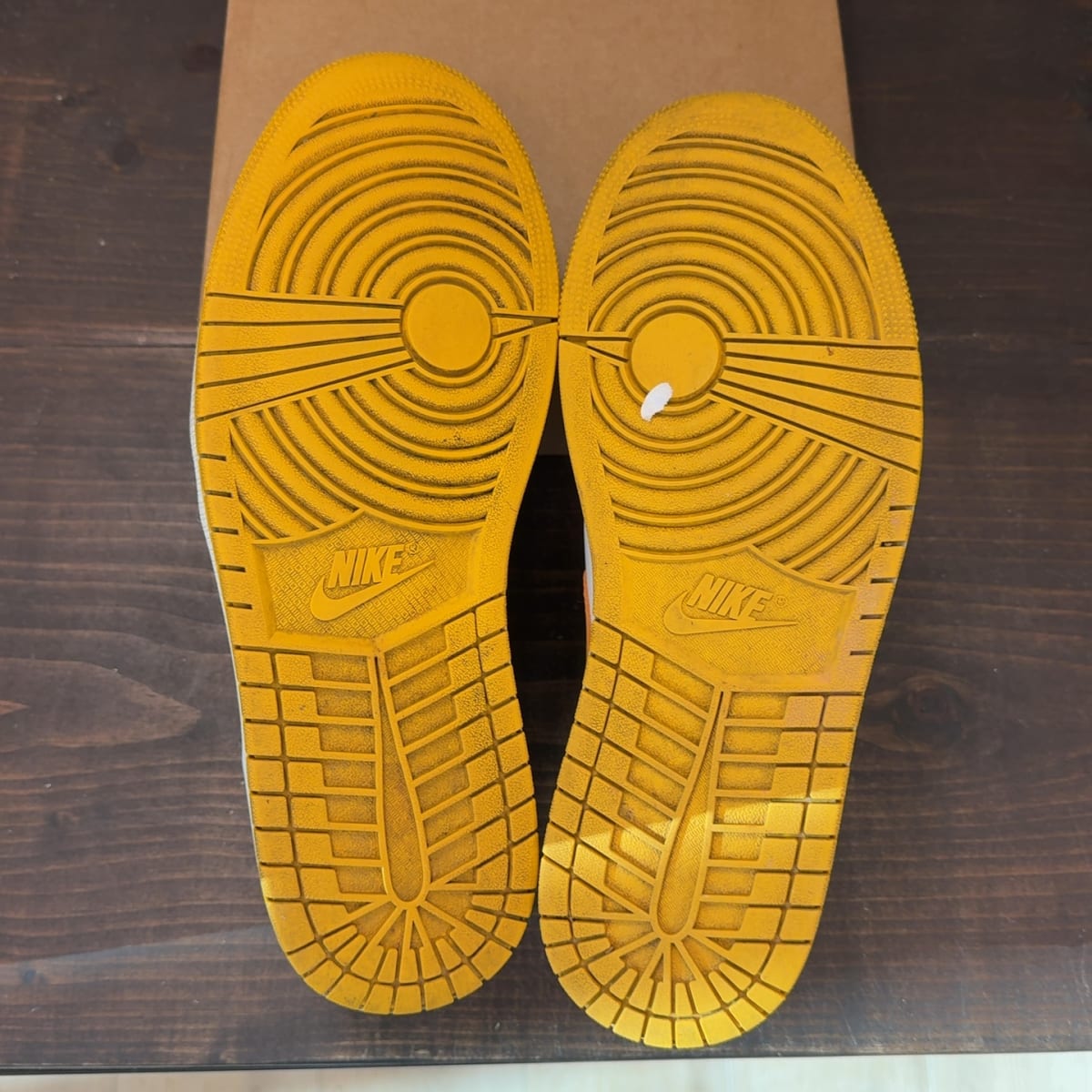 Jordan 1 Low Pollen Size 9.5 (Pre-Owned) - aux