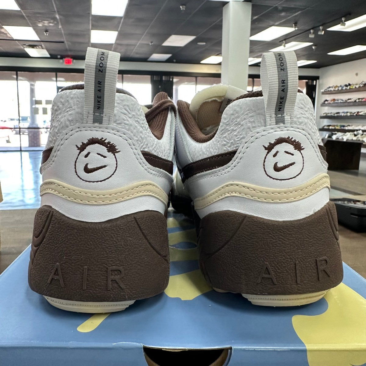 Nike Zoom Field Jaxx Travis Scott Light Chocolate - Image 4