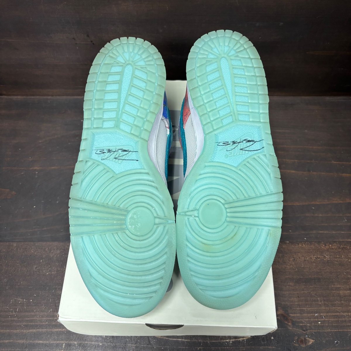 Nike SB Dunk Low Futura Laboratories Bleached Aqua Size 9.5 (Pre-Owned) - box