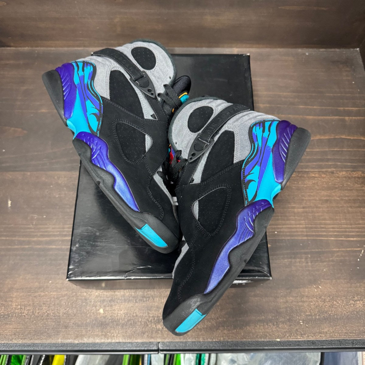 Jordan 8 Retro Aqua (2025) - Image 2
