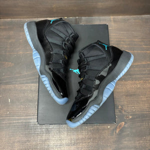 Jordan 11 Retro Gamma Blue (2025) (GS) Size 6Y (Pre-Owned) - back
