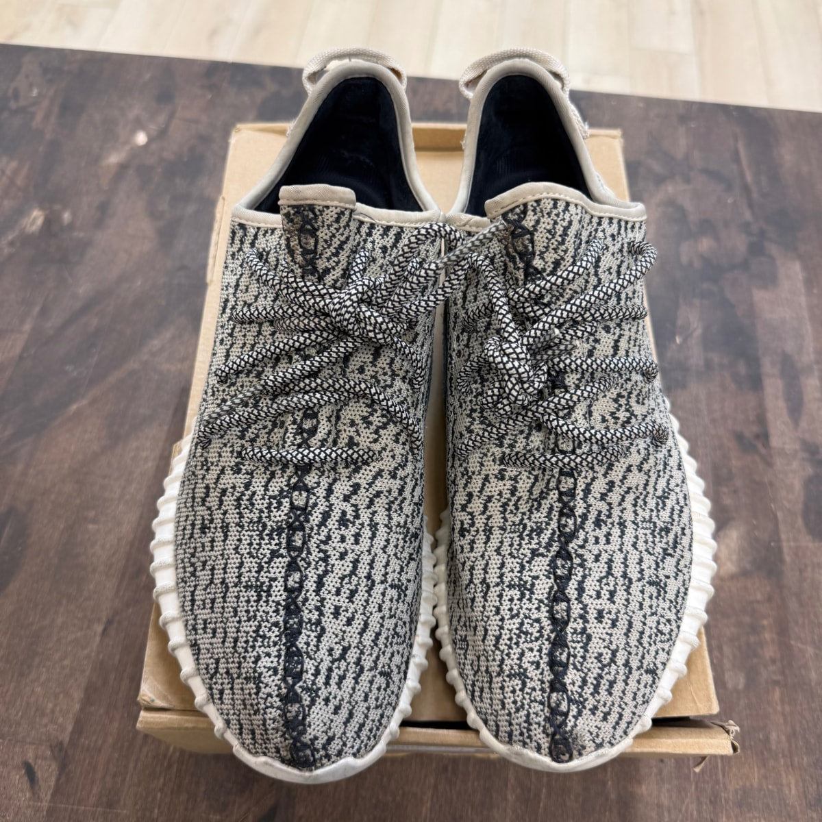 adidas Yeezy Boost 350 Turtledove (2015) - Image 2
