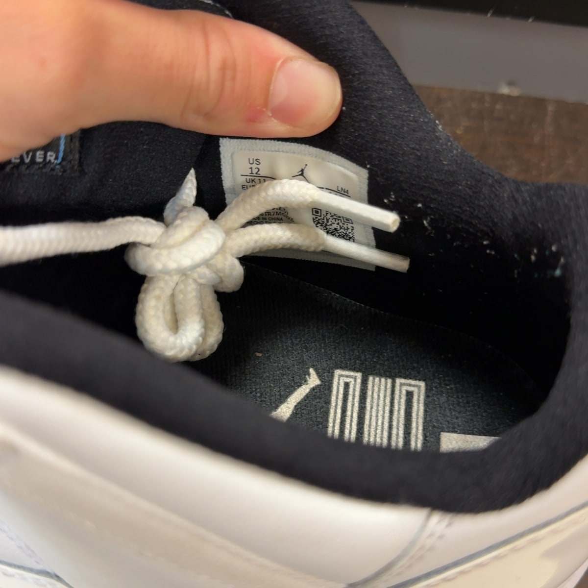 Jordan 11 Retro Low Legend Blue - Image 7