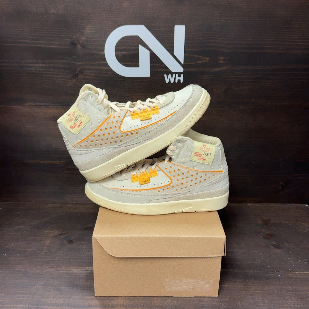 Jordan 2 Retro SP Union Rattan Size 8.5 (Pre-Owned) - Image 1