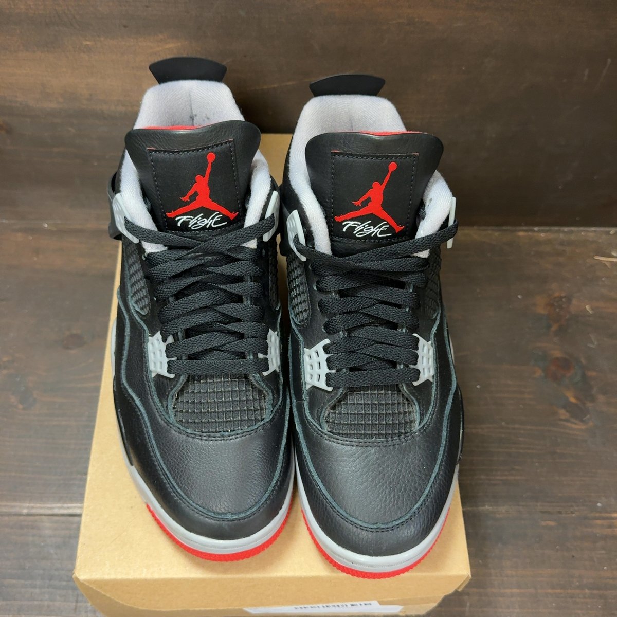 Jordan 4 Retro Bred Reimagined Size 8.5 (Pre-Owned) - tag