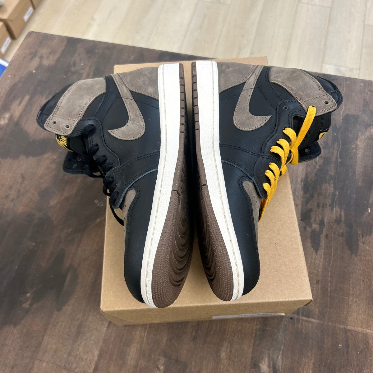 Jordan 1 Retro High OG Palomino Size 10.5 (Pre-Owned) - Image 3