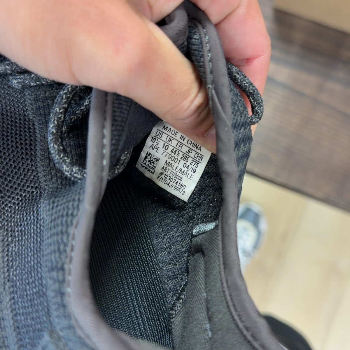 adidas Yeezy Boost 350 V2 Black (Non-Reflective) Size 10.5 (Pre-Owned) - Image 7
