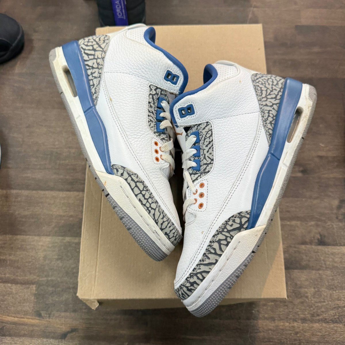 Jordan 3 Retro Wizards (GS) Size 6.5Y (Pre-Owned) - Image 1