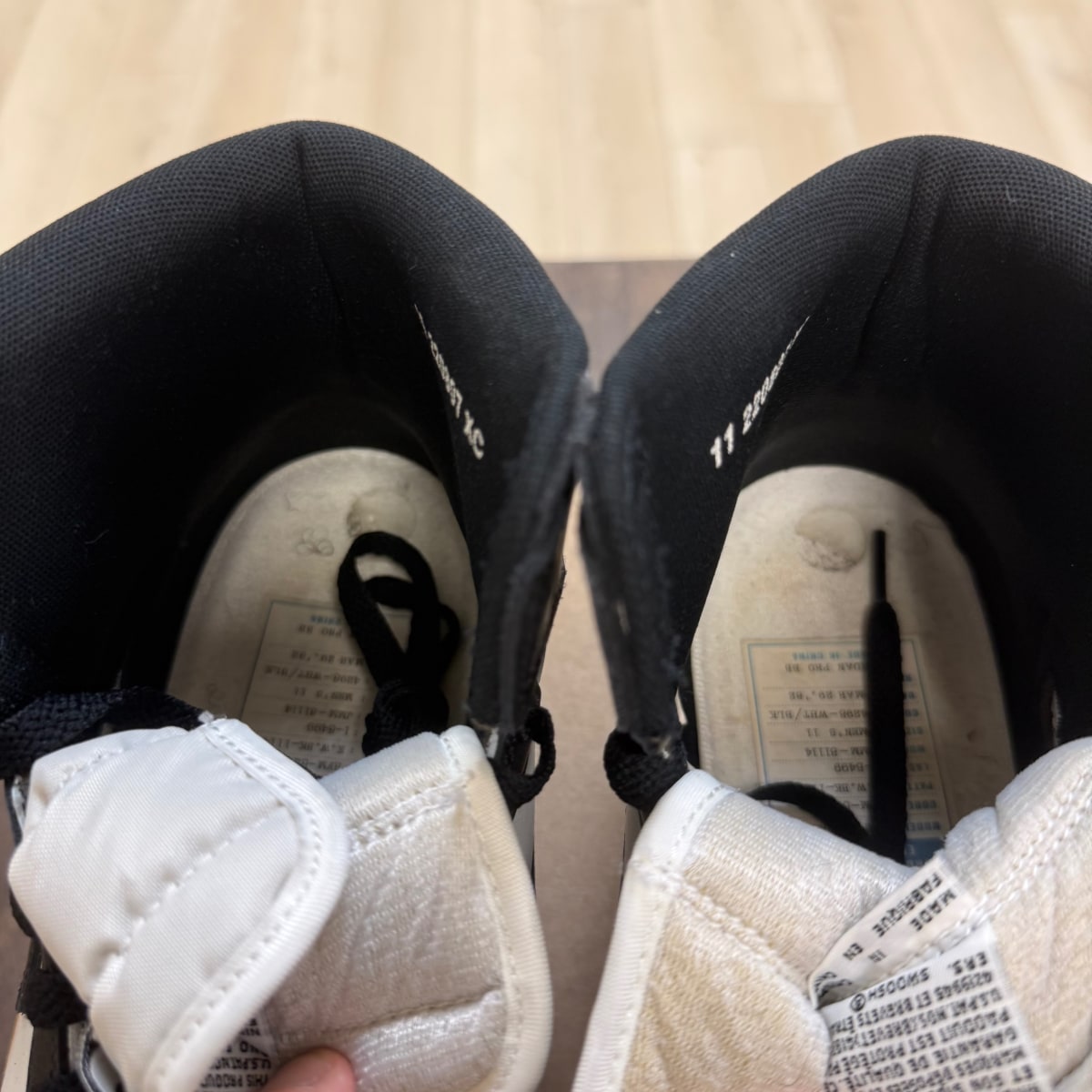 Jordan 1 Retro High '85 Black White (2023) Size 11 (Pre-Owned) - Image 3