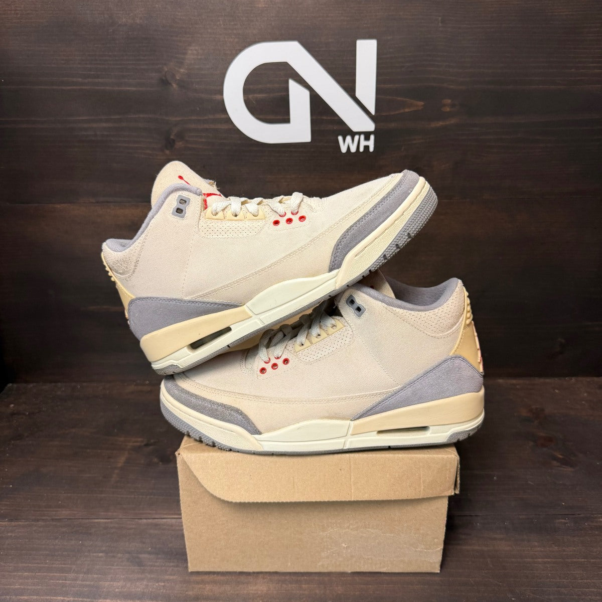 Jordan 3 Retro Muslin Size 8 (Pre-Owned) - Image 1