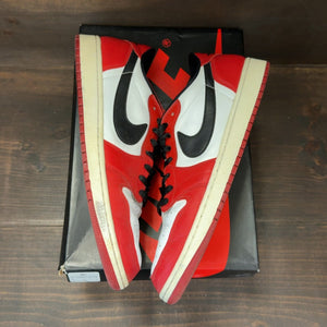 Jordan 1 Retro Low Chicago (2016) - Image 2