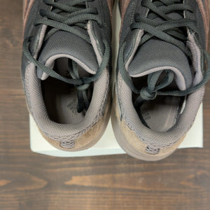 adidas Yeezy Boost 700 Mauve Size 8 (Pre-Owned) - Image 6