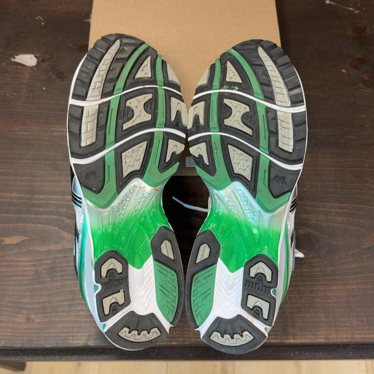 ASICS Gel-Kayano 14 White Malachite Green Size 11 (Pre-Owned) - Image 8