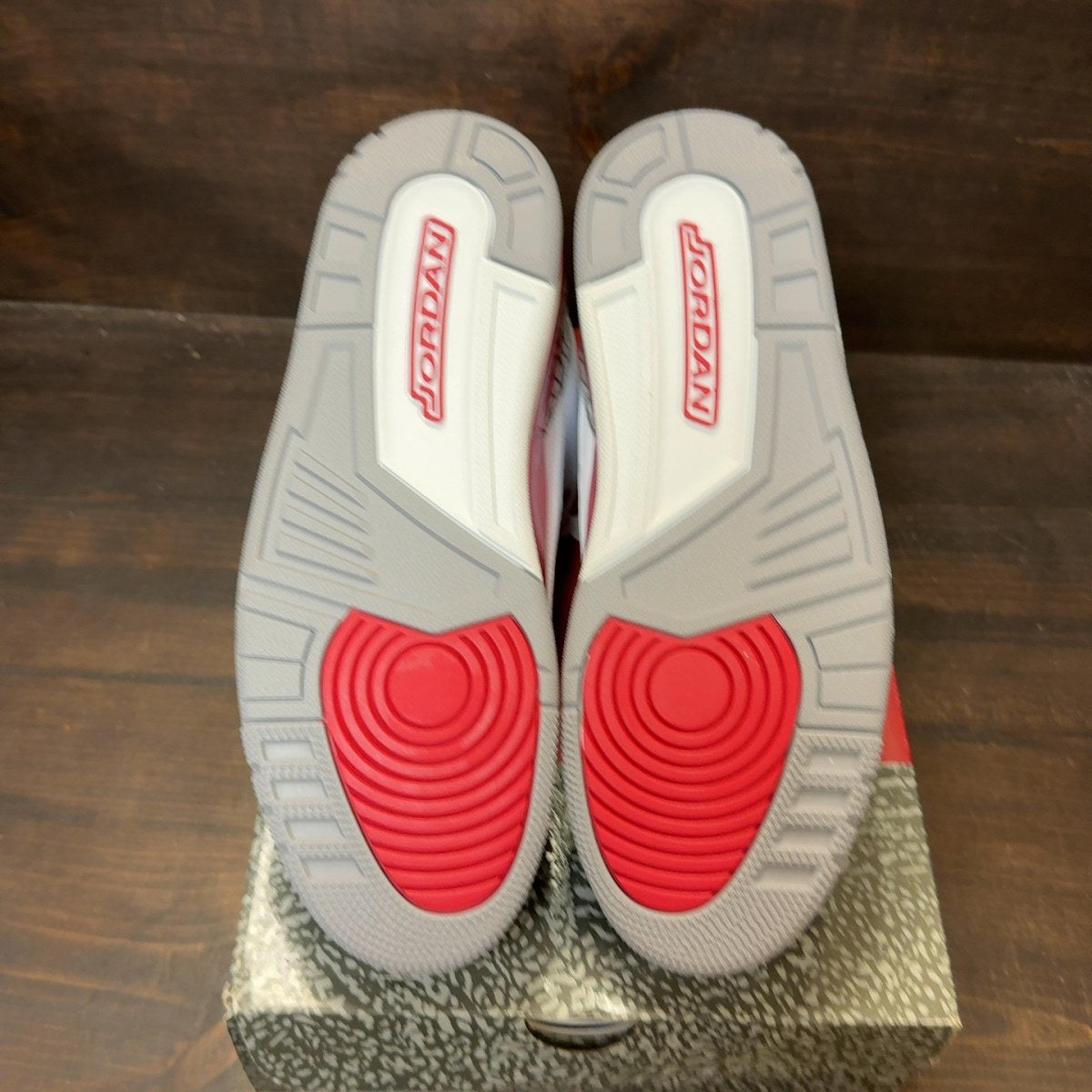 Jordan 3 Retro Cardinal Red - Image 6