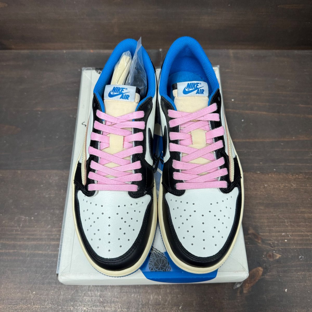 Jordan 1 Retro Low OG SP Fragment x Travis Scott Size 8 (Pre-Owned) - side