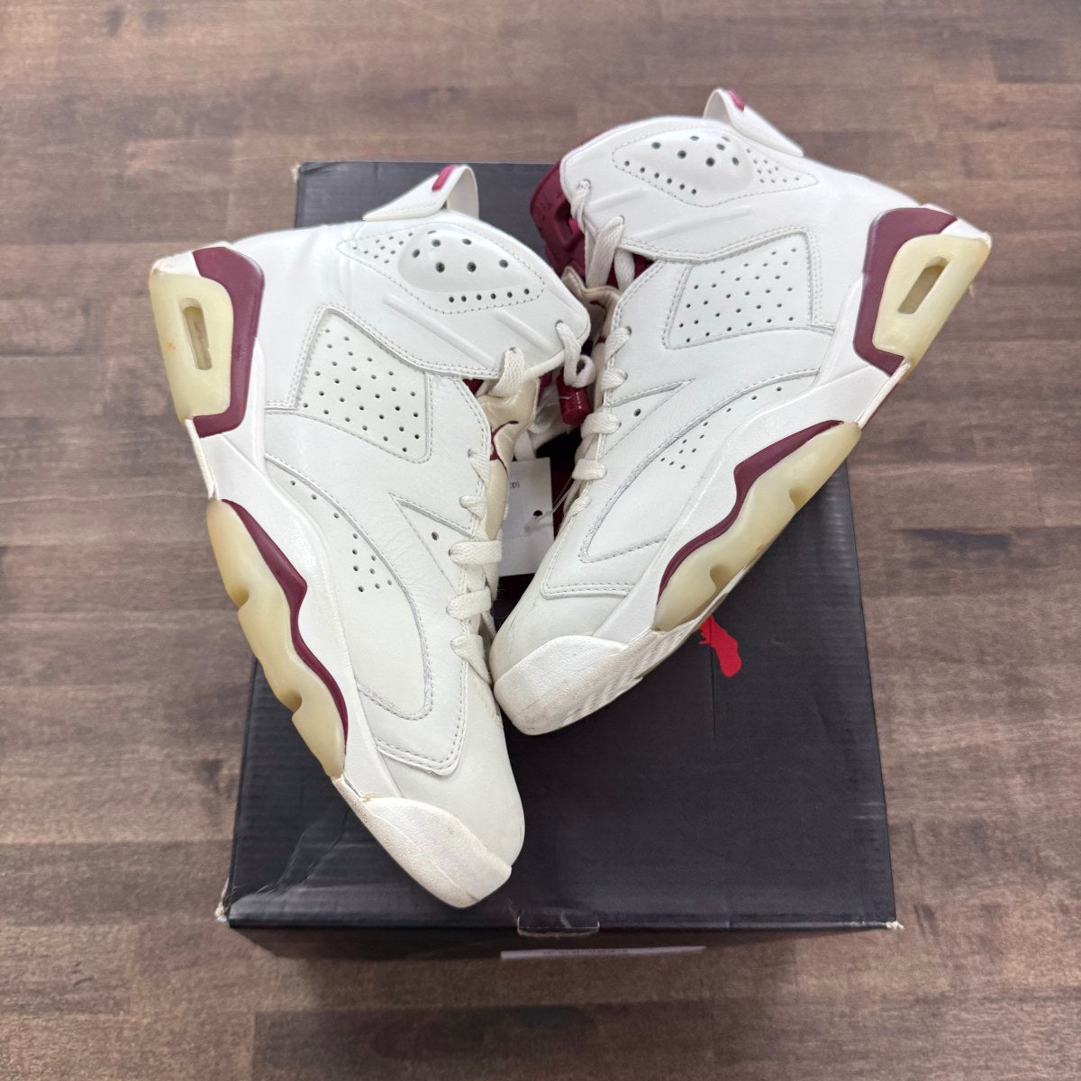 Jordan 6 Retro Maroon (2015) - Image 2