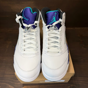 Jordan 5 Retro Grape (2025) Size 10 (Pre-Owned) - Image 3