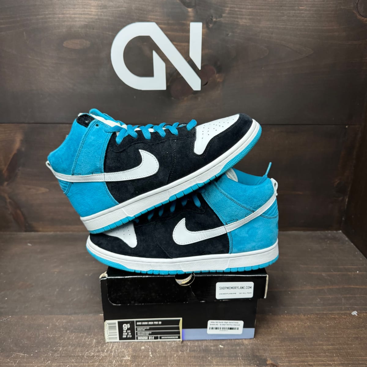 Nike SB Dunk High Send Help Size 9.5 (Pre-Owned) - front