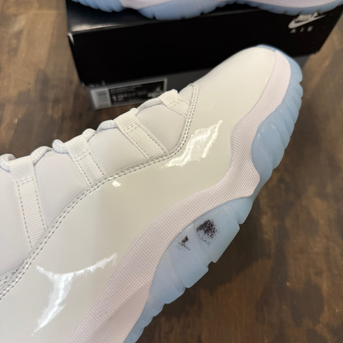 Jordan 11 Retro Legend Blue (2024) - Image 7