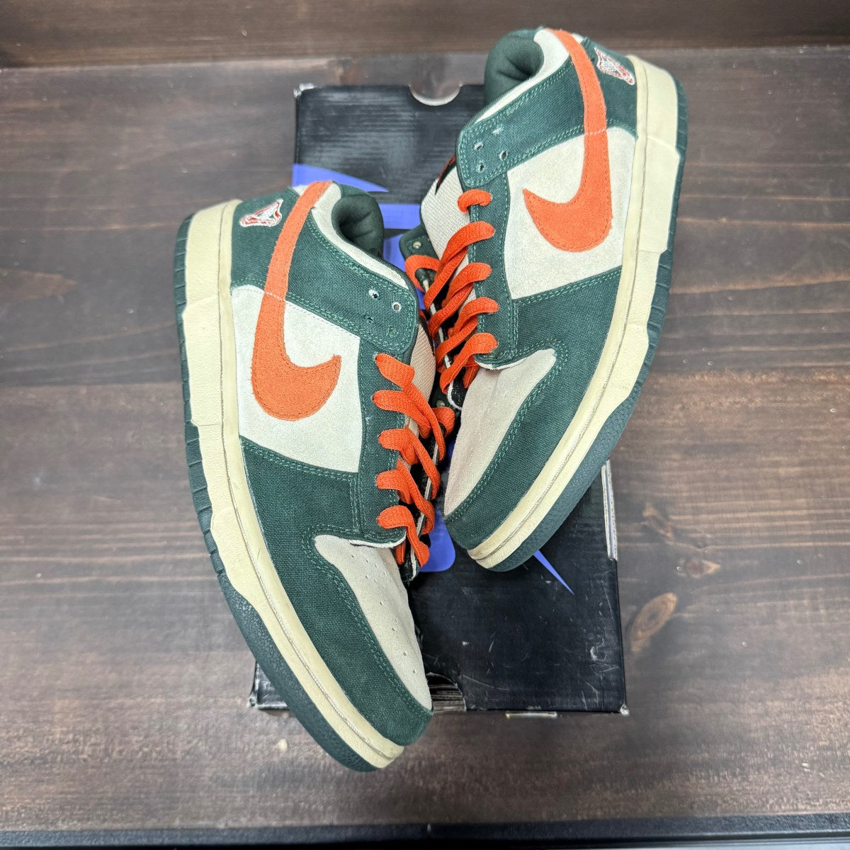 Nike SB Dunk Low Eire Size 9 (Pre-Owned)