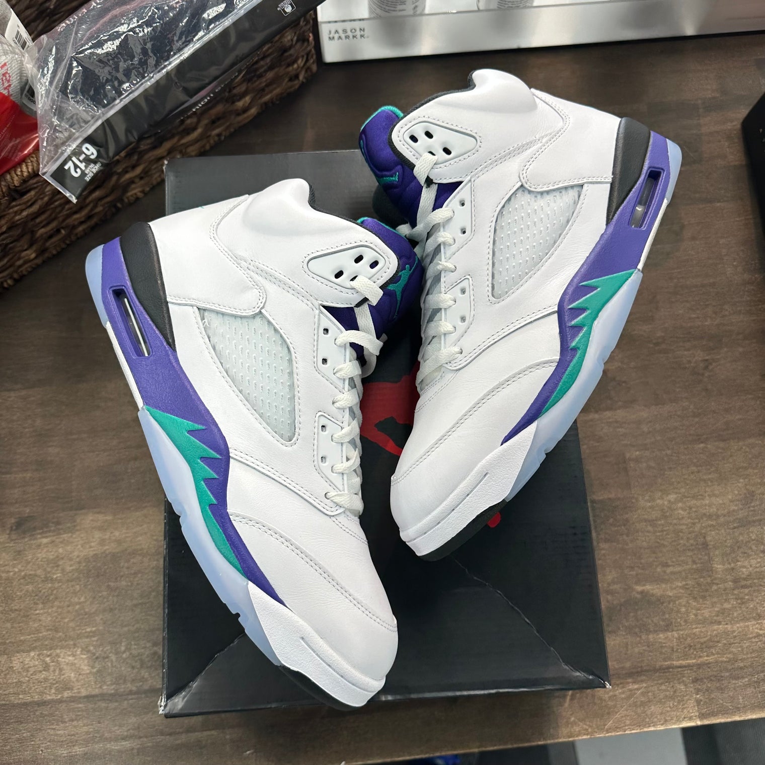 Grape Jordan 5 Retro (USED)