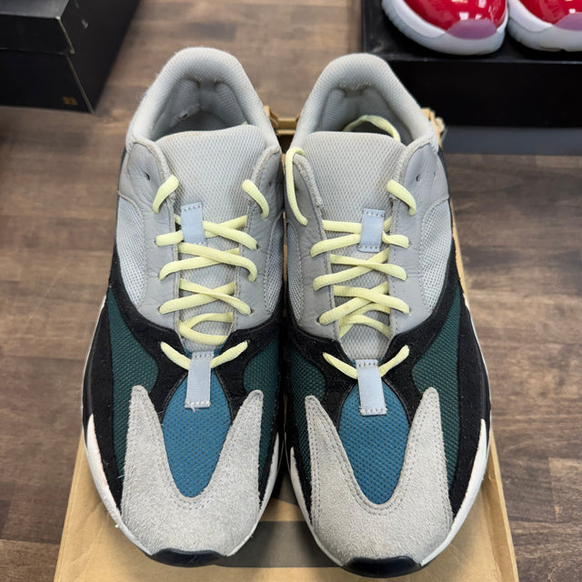 Wave Runner Yeezy 700 (USED)