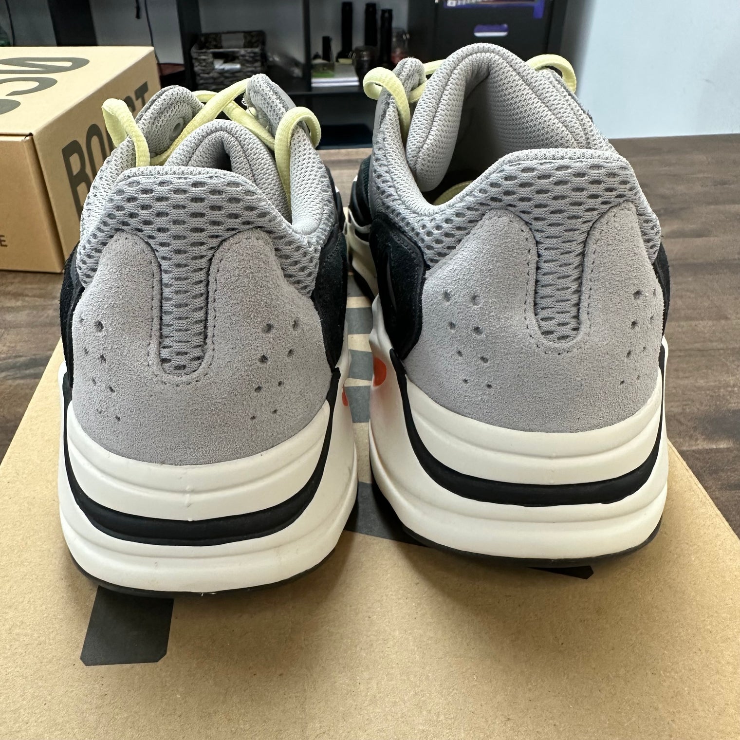 Wave Runner Yeezy 700 (Used)