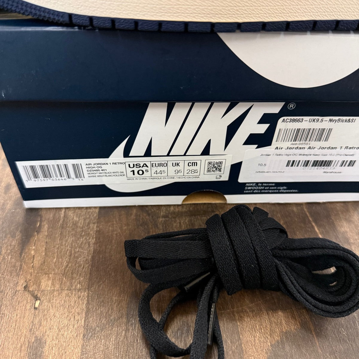 Jordan 1 Retro High OG Midnight Navy - Image 6
