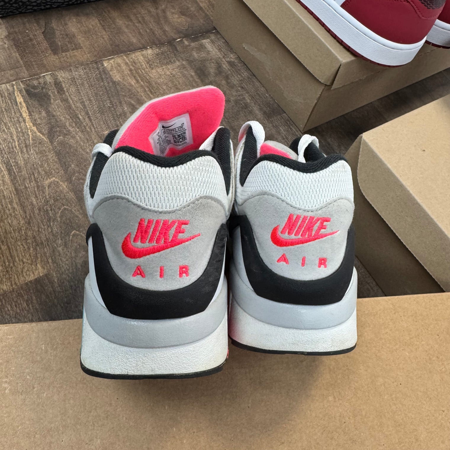 Air Structure Triax 91 OG 2021 Neo Teal (USED, No Box)