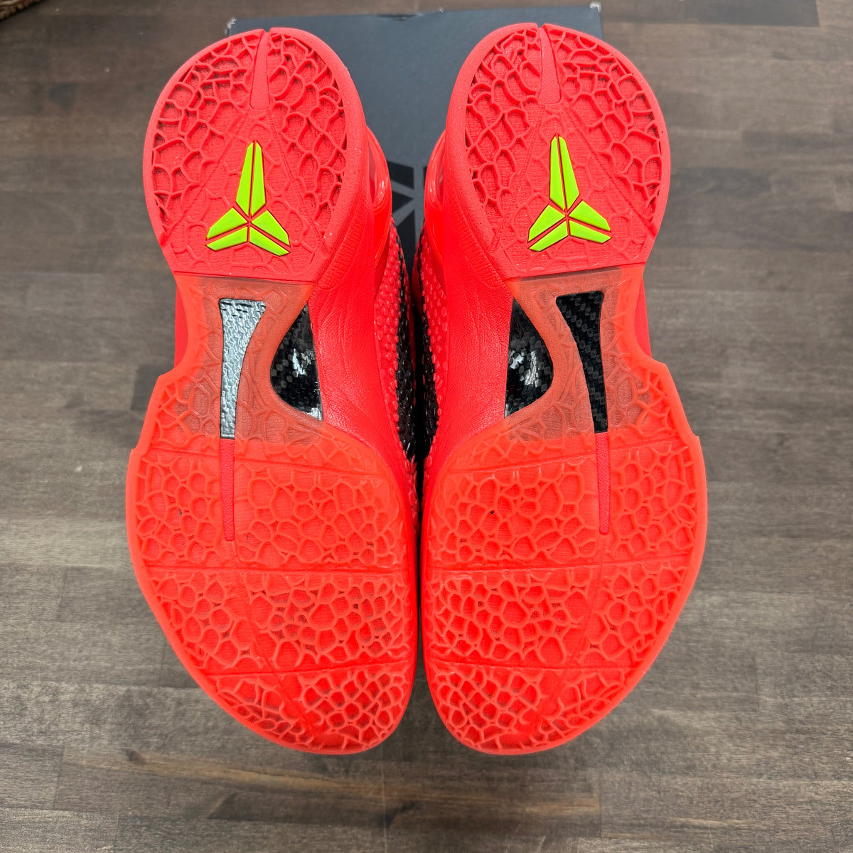 Nike Kobe 6 Protro Reverse Grinch - Image 5