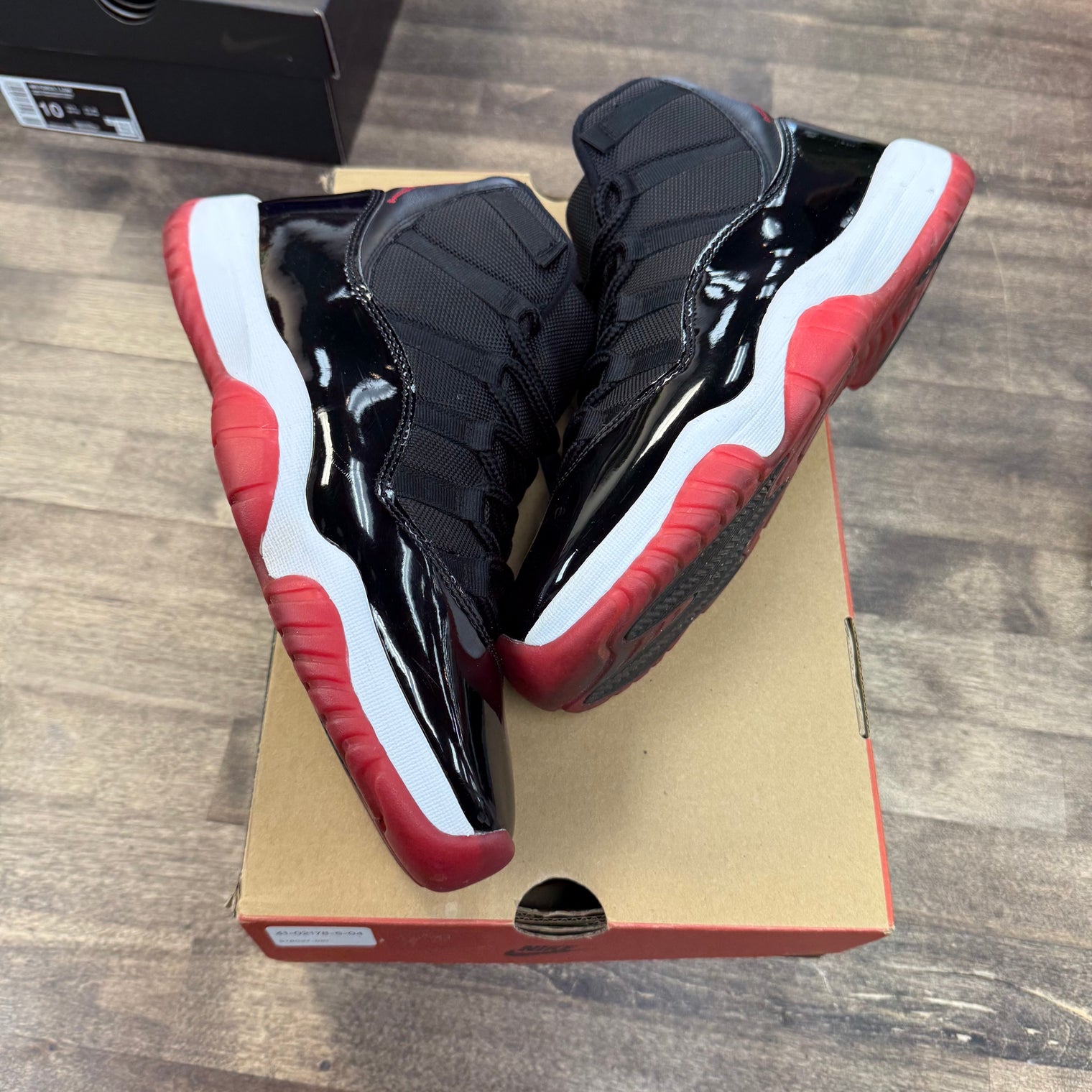 Jordan 11 Retro Playoffs Bred (2019) (Men's) (US 10) (USED)