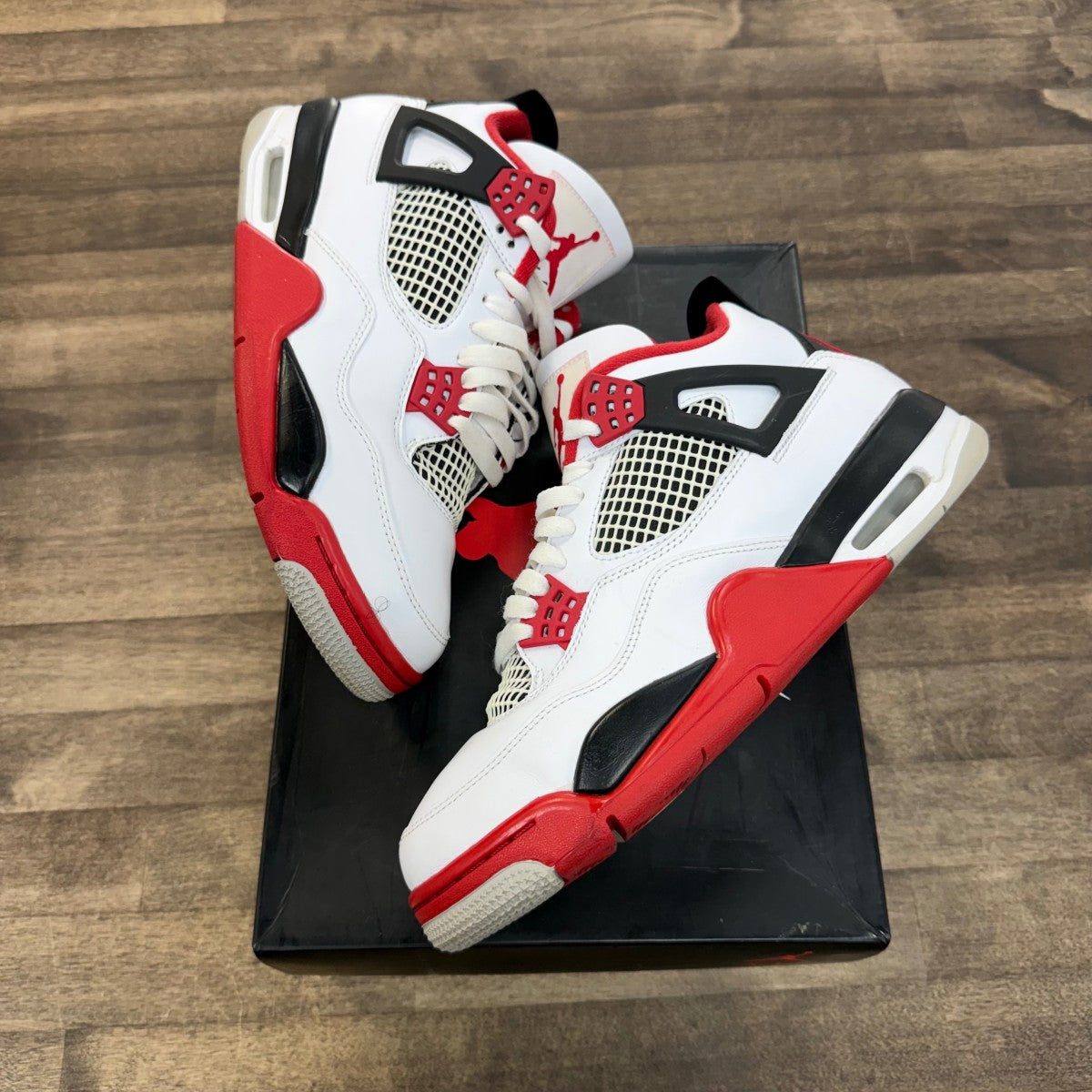 Jordan 4 Retro Fire Red (2020) Size 9 (Pre-Owned) - Image 1