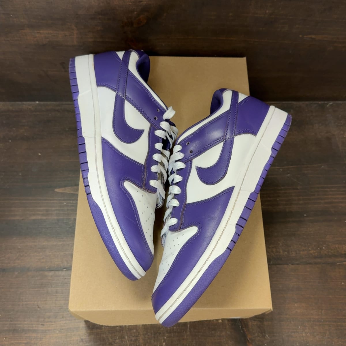 Nike Dunk Low Championship Court Purple Size 9 (Pre-Owned) - back