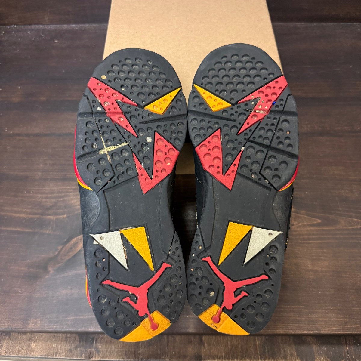 Jordan 7 Retro Citrus (2022) Size 8.5 (Pre-Owned) - Image 5