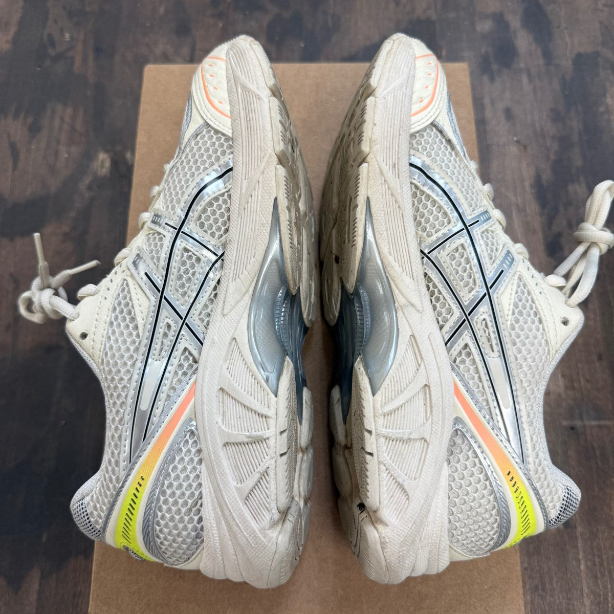 ASICS GT-2160 Paris Size 7 (Pre-Owned) - Image 5