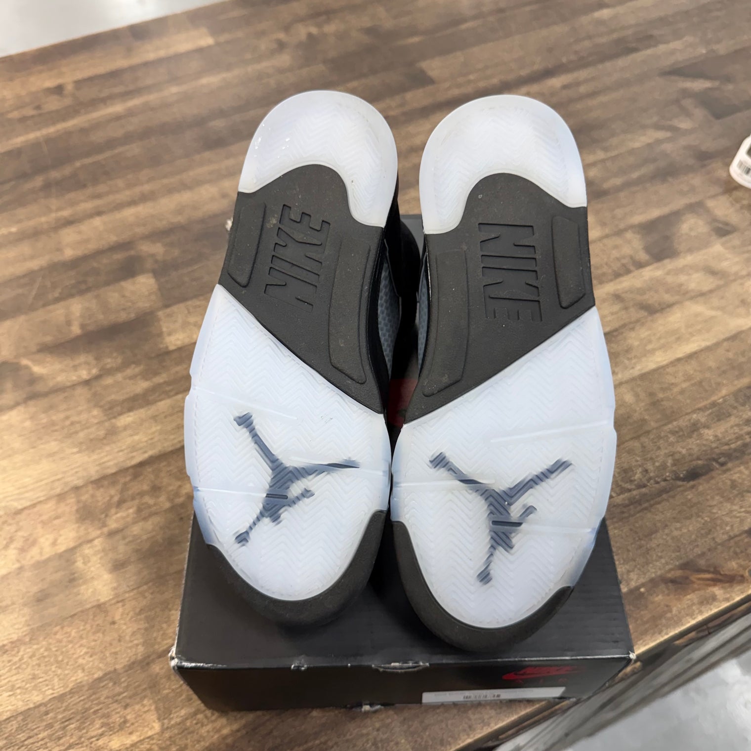 Black Metallic Jordan 5 Retro (2025) (USED)