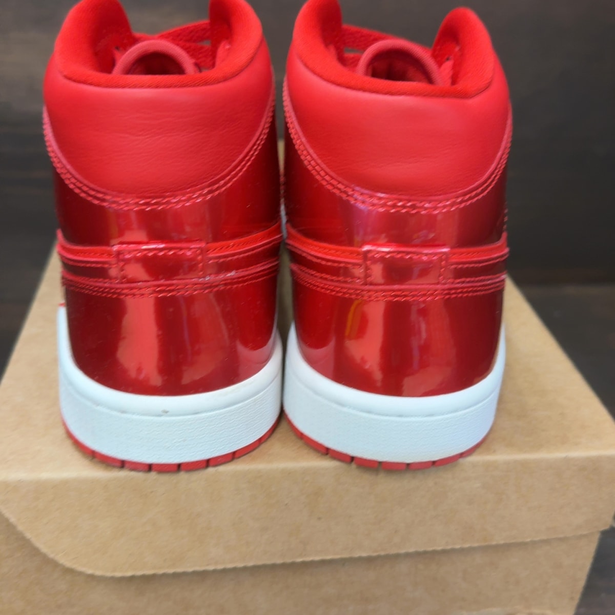Jordan 1 Mid SE Pomegranate (Women's) Size 8.5W (Pre-Owned) - Image 5