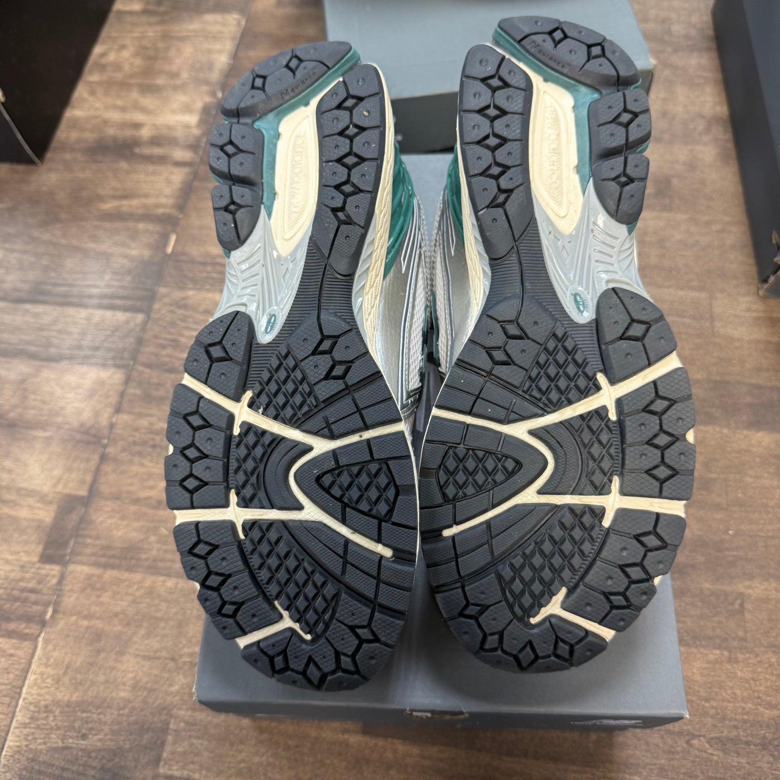 Granite Metallic Pink New Balance 1906R (USED)