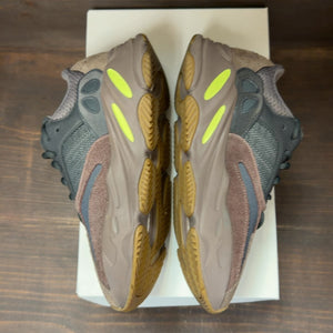 adidas Yeezy Boost 700 Mauve Size 8 (Pre-Owned) - aux