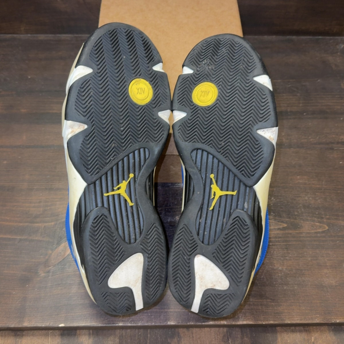 Jordan 14 Retro Low Laney (2015) Size 14 (Pre-Owned) - Image 8