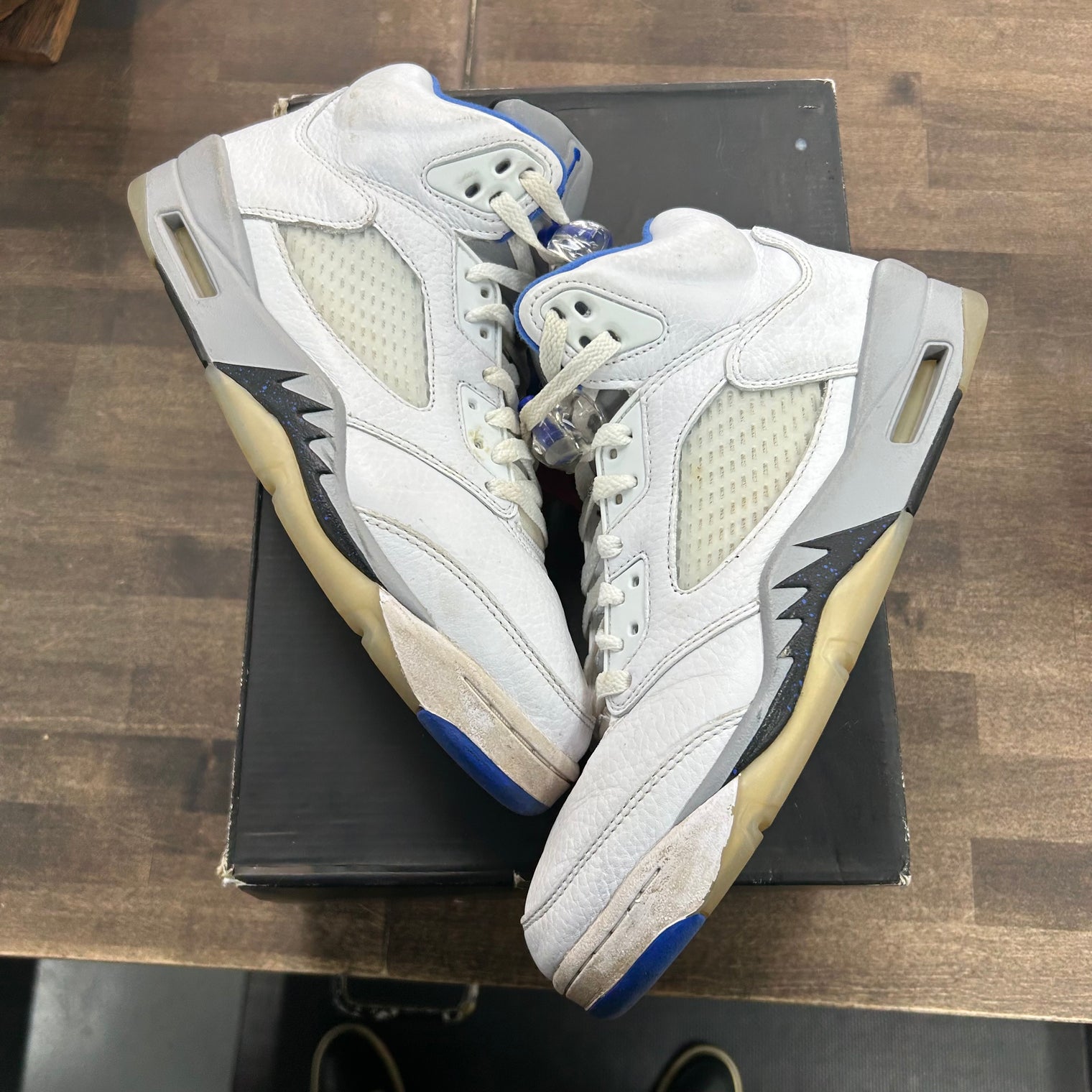 Stealth 2.0 Jordan 5 Retro (USED)