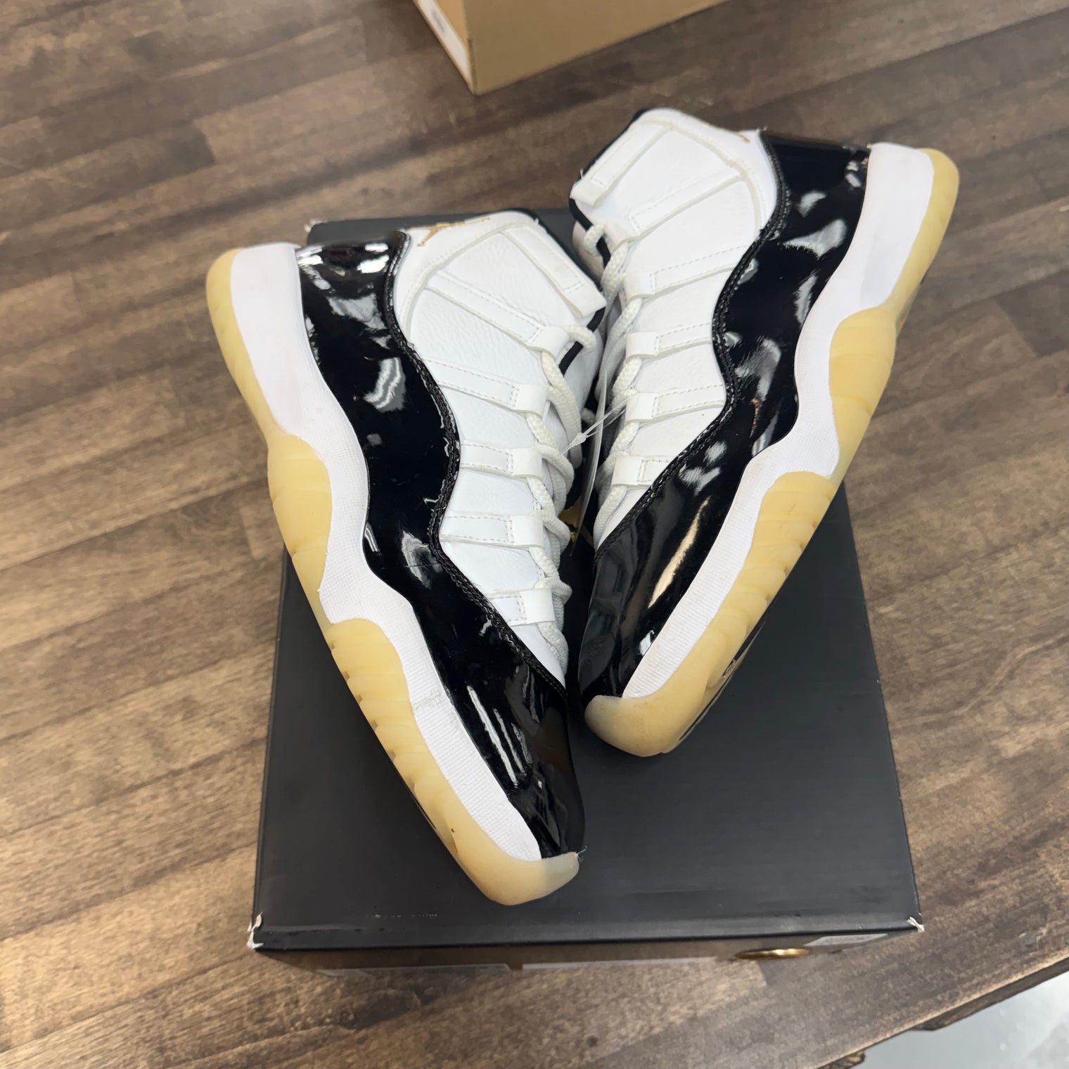 DMP Gratitude Jordan 11 (USED)