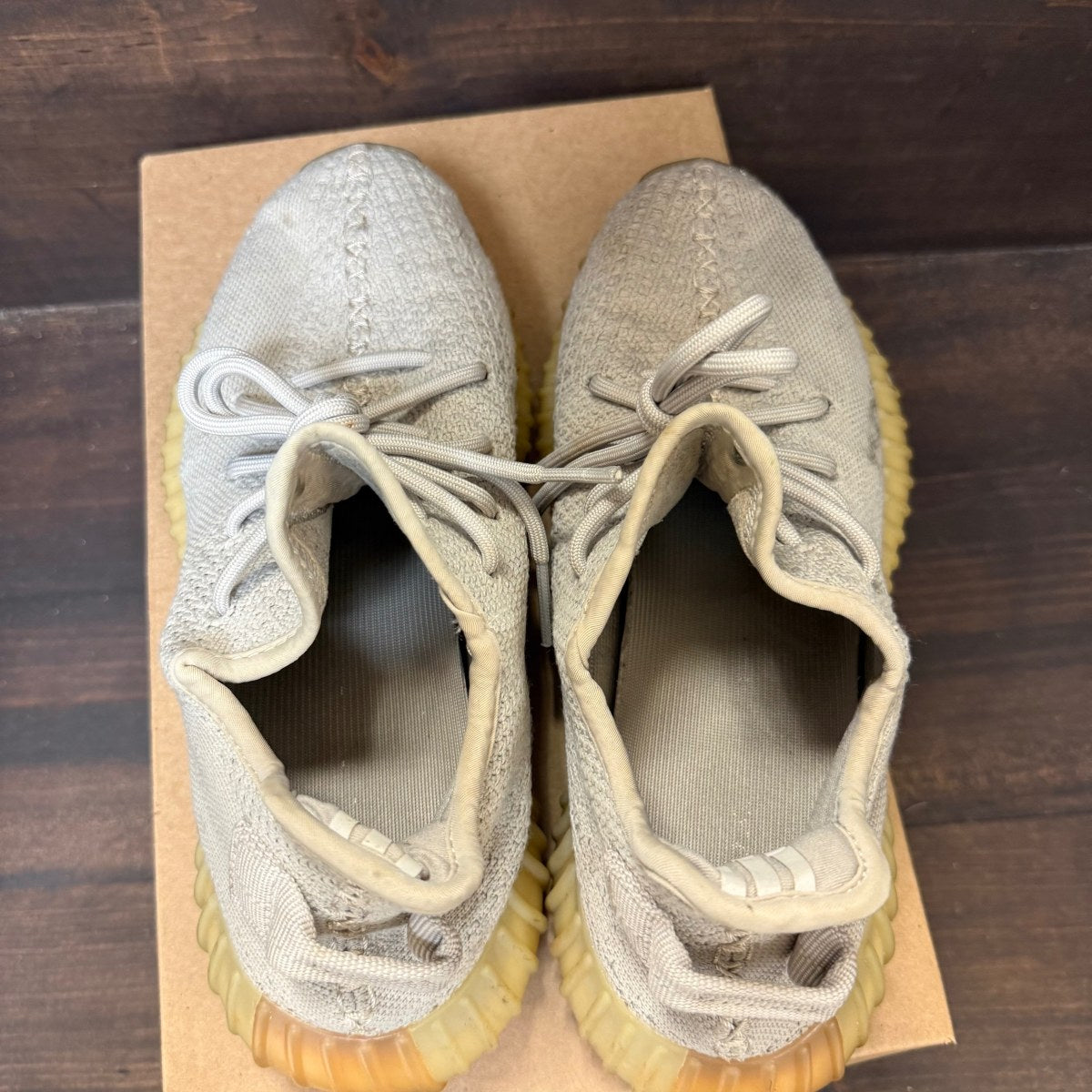 adidas Yeezy Boost 350 V2 Sesame Size 8 (Pre-Owned) - Image 4