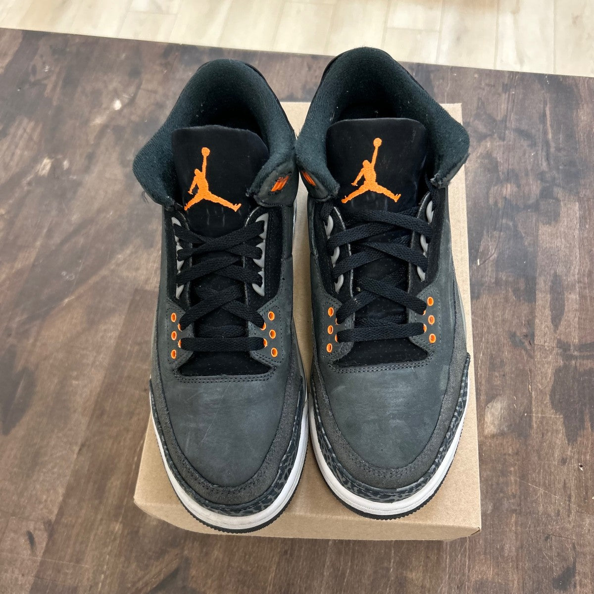 Jordan 3 Retro Fear Pack (2023) Size 10.5 (Pre-Owned) - Image 2